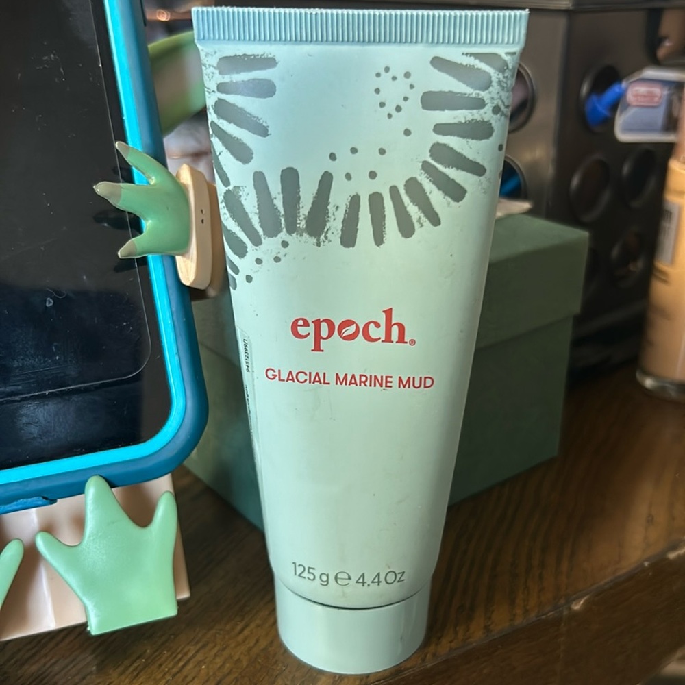 New-Nu skin Epoch Glacial Marine Mud. renews/rejuvenates/removes dead skin cells